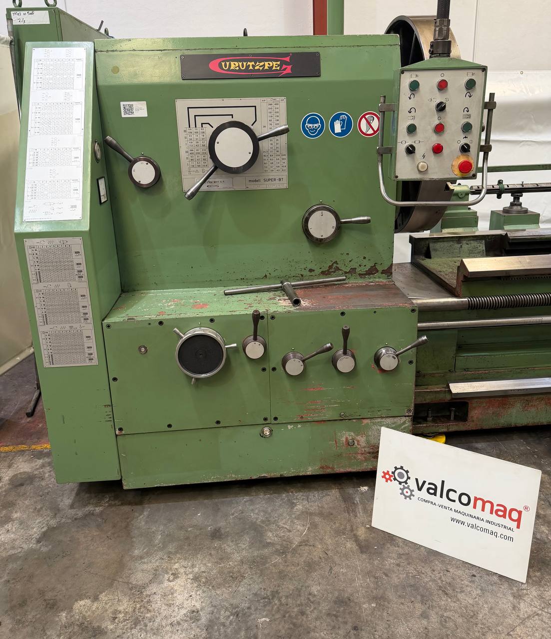 Gurutzpe Super BT 600 Centre Lathe 3000 mm with DRO and Copying Attachment - Image 4