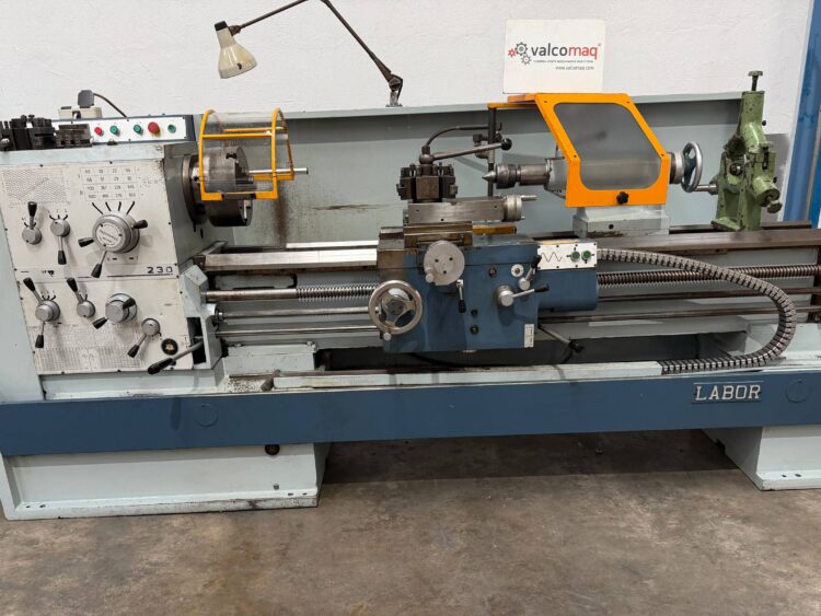 Torno paralelo Padovani 230 x 1500 mm