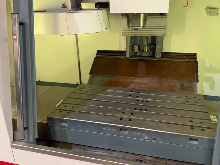 Cincinnati Arrow 2-1000 CNC Machining Centre with Siemens Acramatic 2100 - Image 6