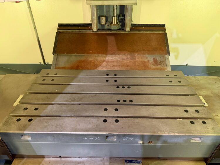 Cincinnati Arrow 2-1000 CNC Machining Centre with Siemens Acramatic 2100 - Image 8
