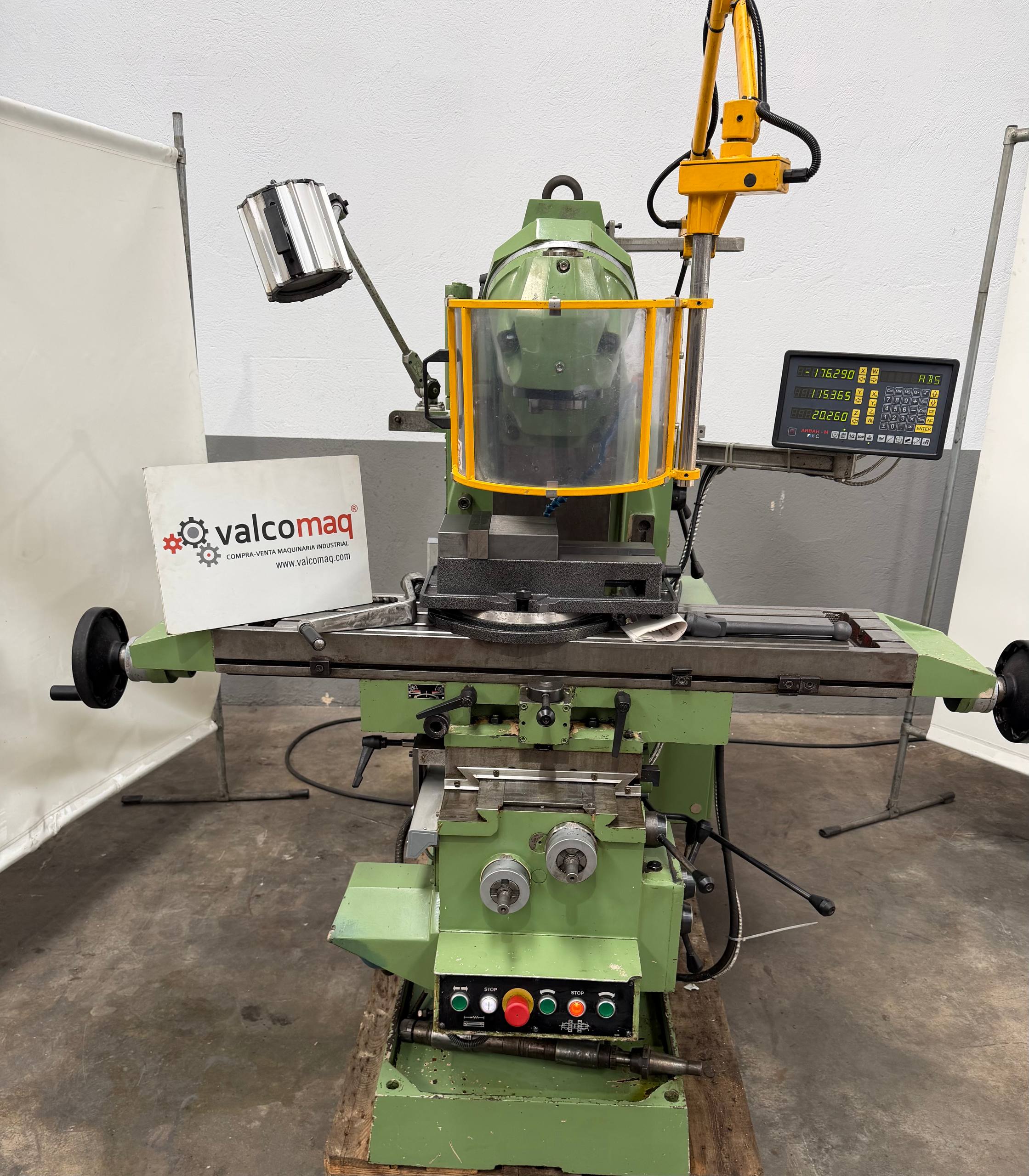 Fresadora Universal CME FU1S con Cabezal Huron ISO 40 y Visualizador de Cotas - Imagen 2