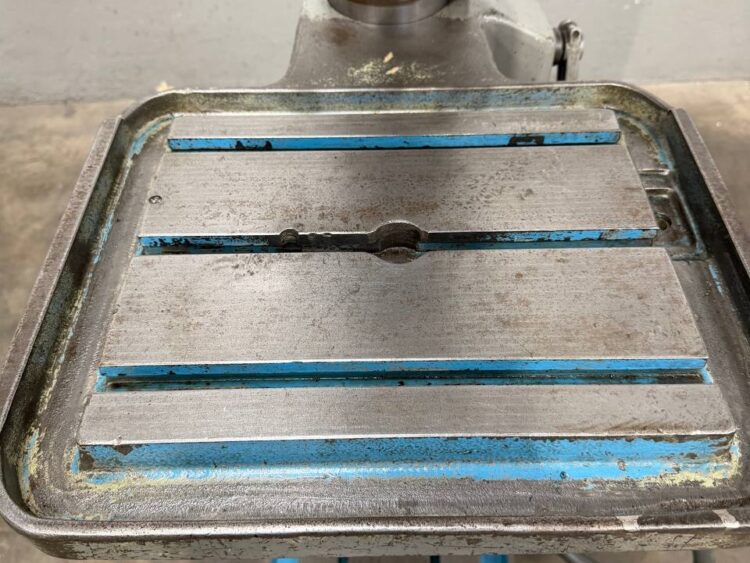 Taladro de Columna Ibarmia AX 32 de Engranajes con Avance Automático - Imagen 6