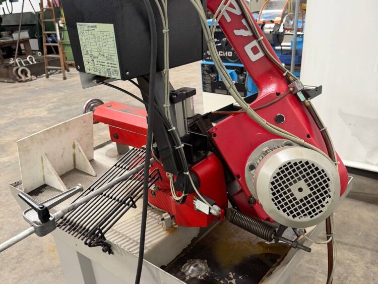 Fat 270 Manual Bandsaw with Roller Tables - Image 6