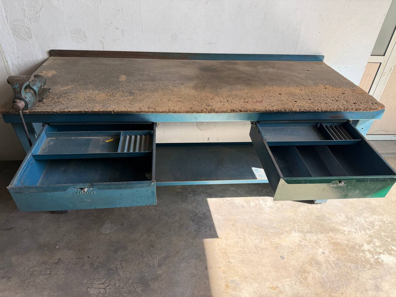 Heco Workbench 2000 mm with Two Drawers and Bench Vice - Image 4