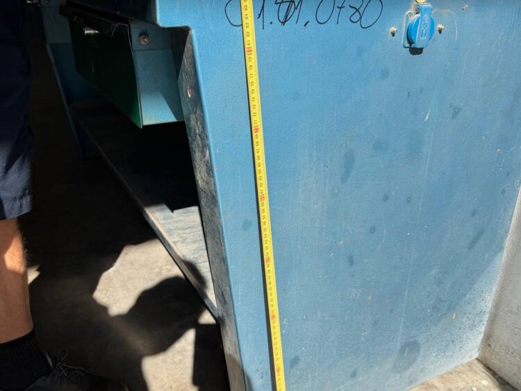 Heco Workbench 2000 mm with Two Drawers and Bench Vice - Image 7