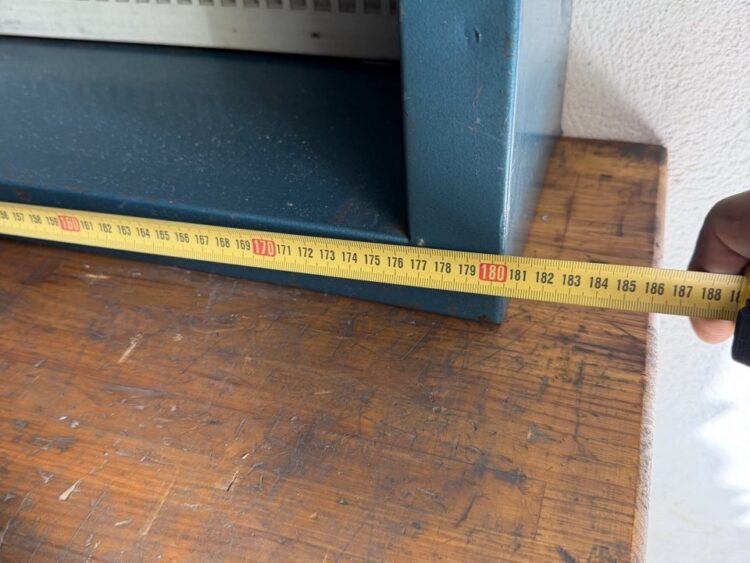 Heco Workbench 2000 mm with Tool Cabinet and Acesa Bench Vice - Image 10