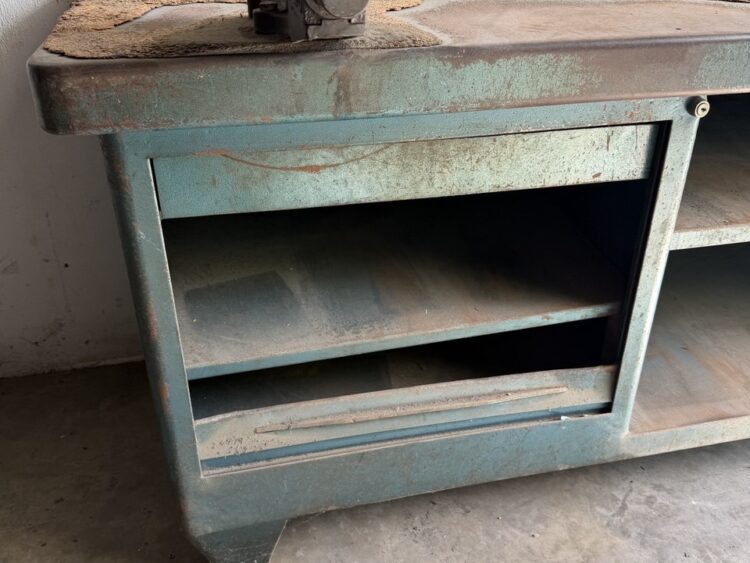 Heavy-Duty Heco Workbench 1800 mm with Two Bench Vices - Image 4