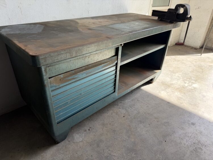 Alternative view of Heavy-Duty Heco Workbench 1800 mm with Acesa Bench Vice
