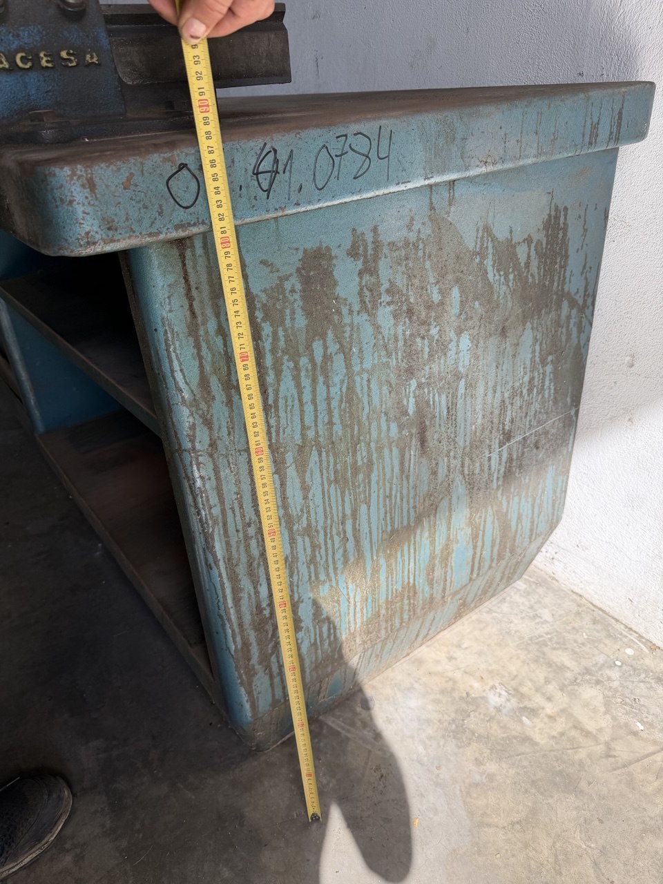 Heavy-Duty Heco Workbench 1800 mm with Acesa Bench Vice - Image 8