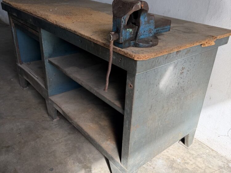 Heavy-Duty Heco Workbench 1830 mm with Acesa Bench Vice - Image 4